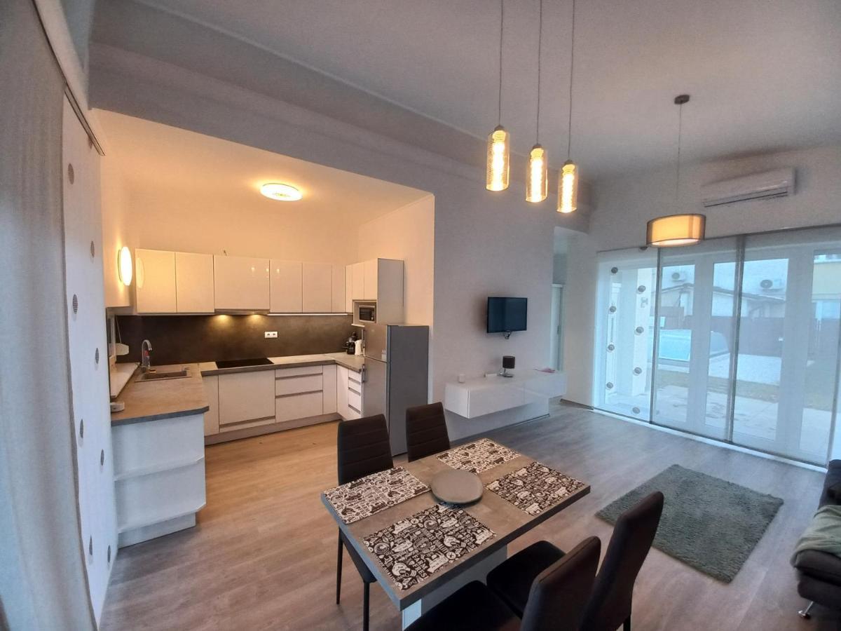 Villa Bori Siófok Esterno foto