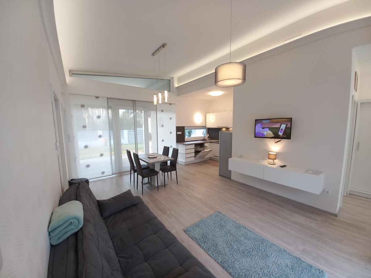 Villa Bori Siófok Esterno foto