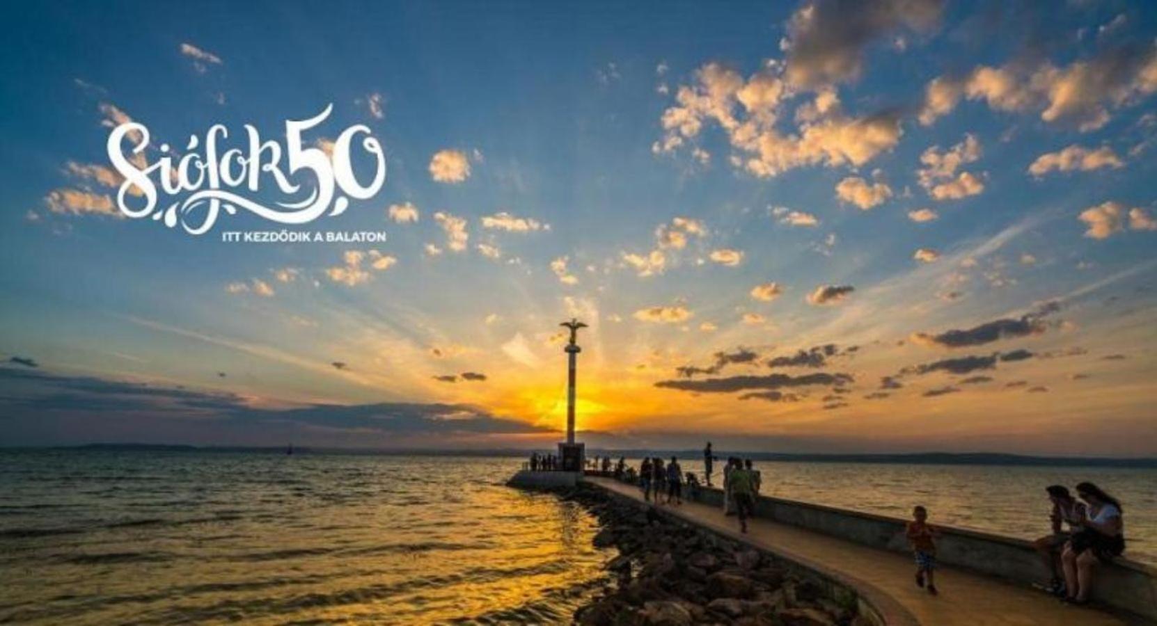 Villa Bori Siófok Esterno foto