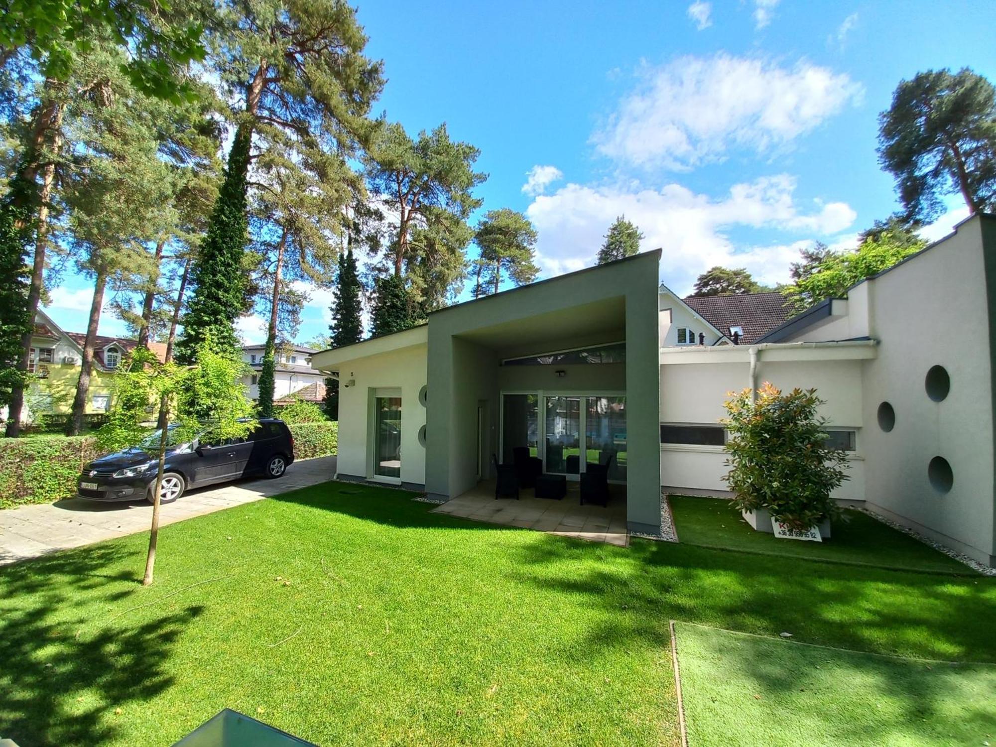 Villa Bori Siófok Esterno foto