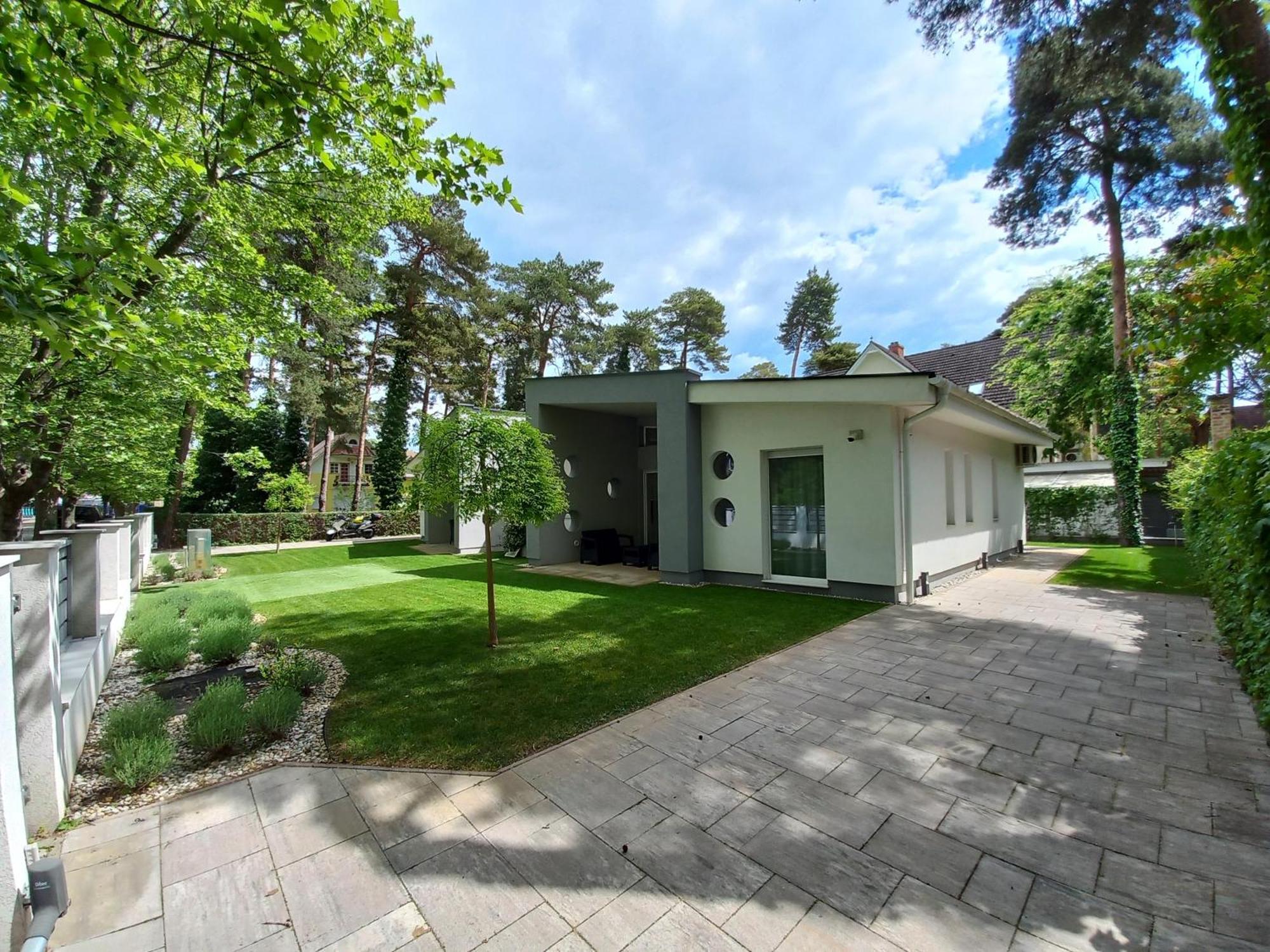 Villa Bori Siófok Esterno foto